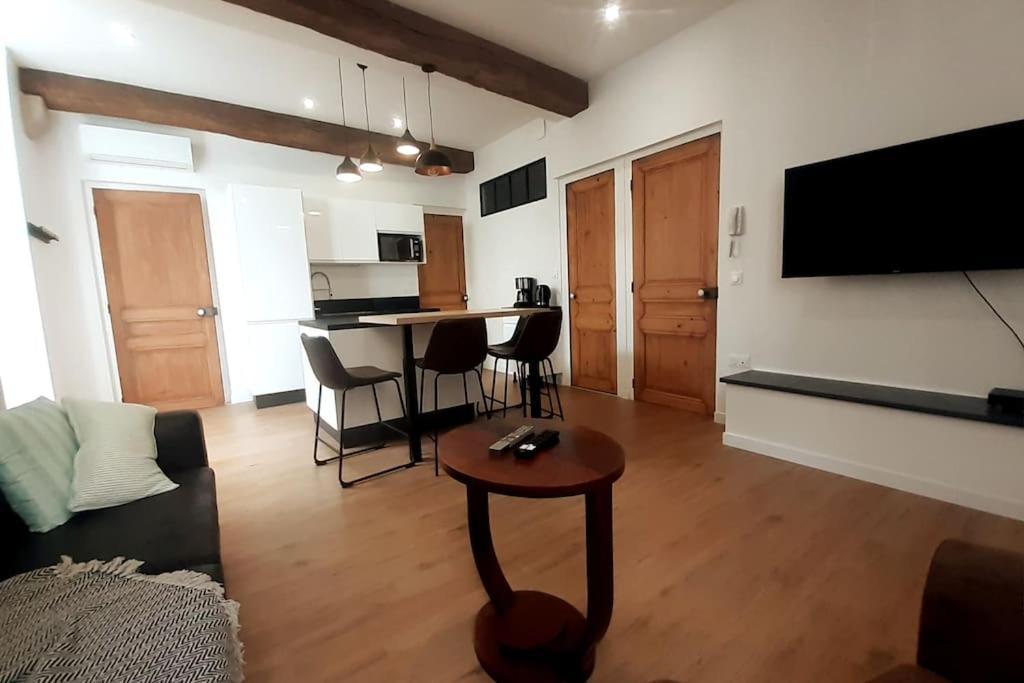 Classe 4 Etoiles - Cybele - Centre Ville 2 Chambres, Cour Privative Et Garage Vienne  Zewnętrze zdjęcie