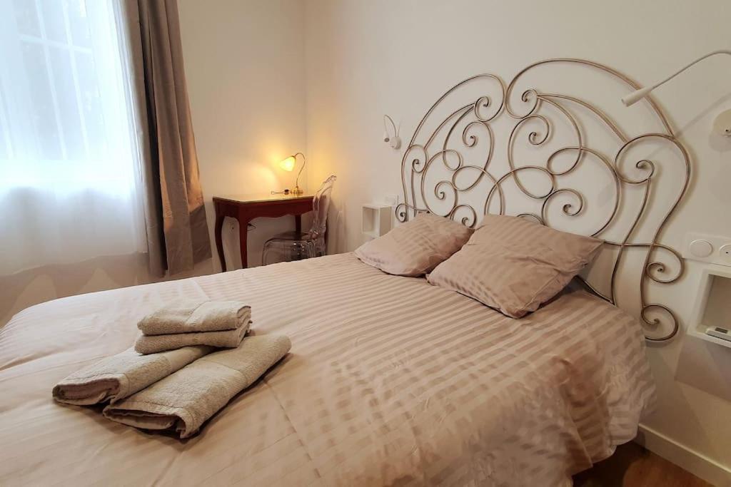 Classe 4 Etoiles - Cybele - Centre Ville 2 Chambres, Cour Privative Et Garage Vienne  Zewnętrze zdjęcie