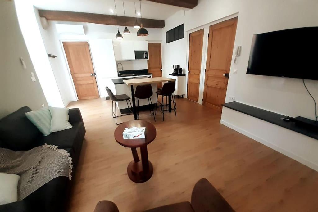 Classe 4 Etoiles - Cybele - Centre Ville 2 Chambres, Cour Privative Et Garage Vienne  Zewnętrze zdjęcie